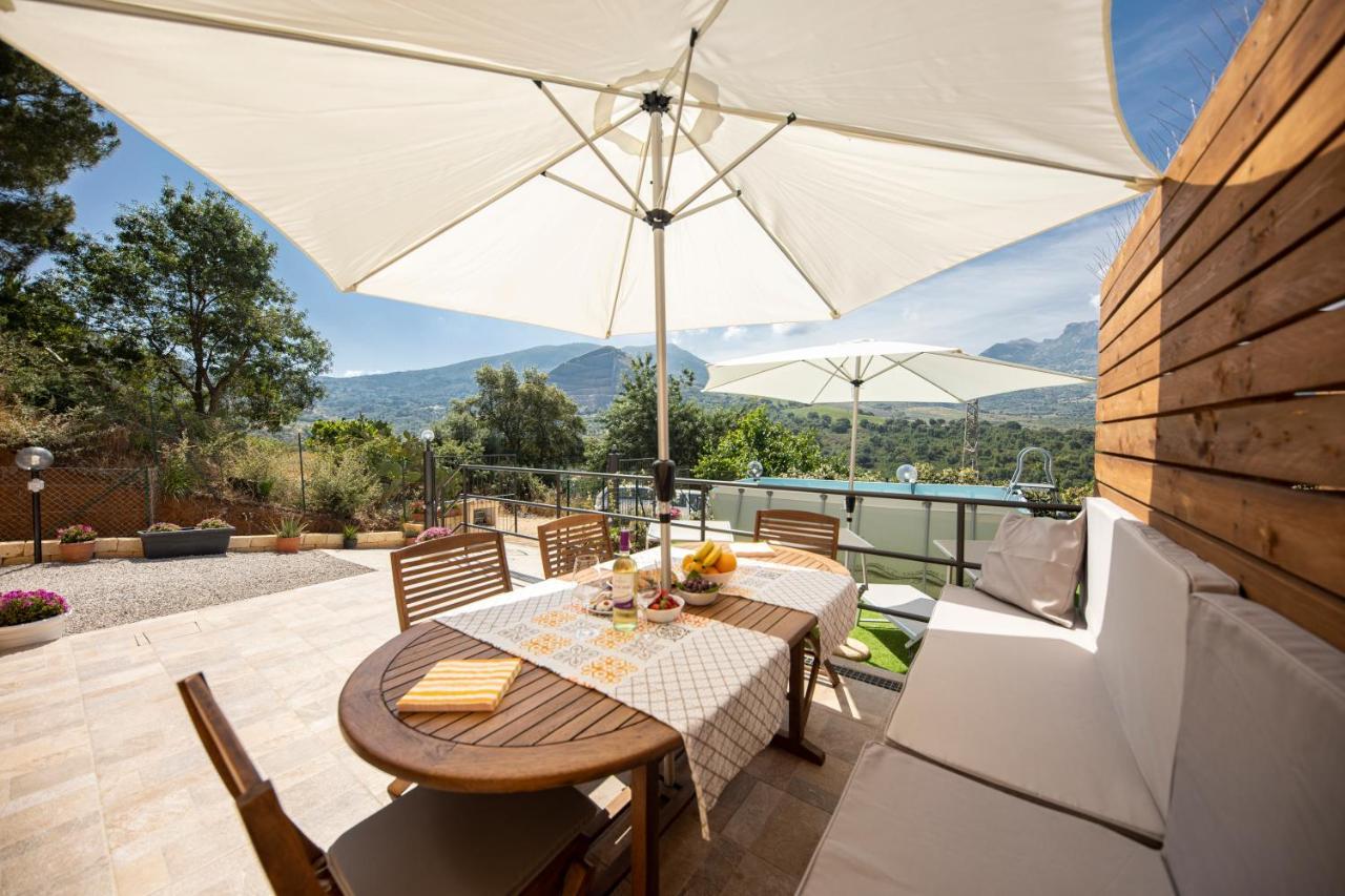 Casa Vacanze Villa Baronessa Чефалу Екстер'єр фото